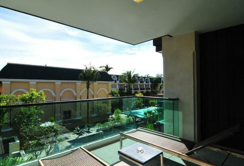 اتاق لوکس با چشم‌انداز استخر, Phuket Graceland Resort and Spa