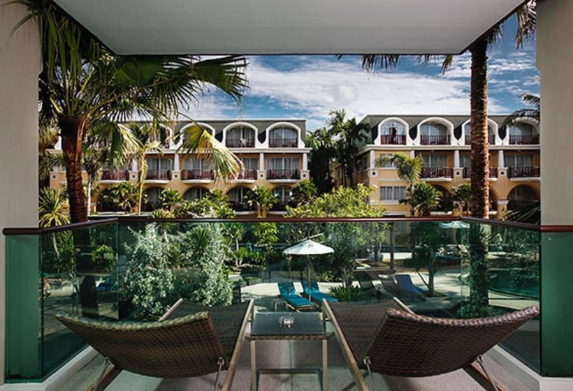 اتاق لوکس با چشم‌انداز استخر, Phuket Graceland Resort and Spa