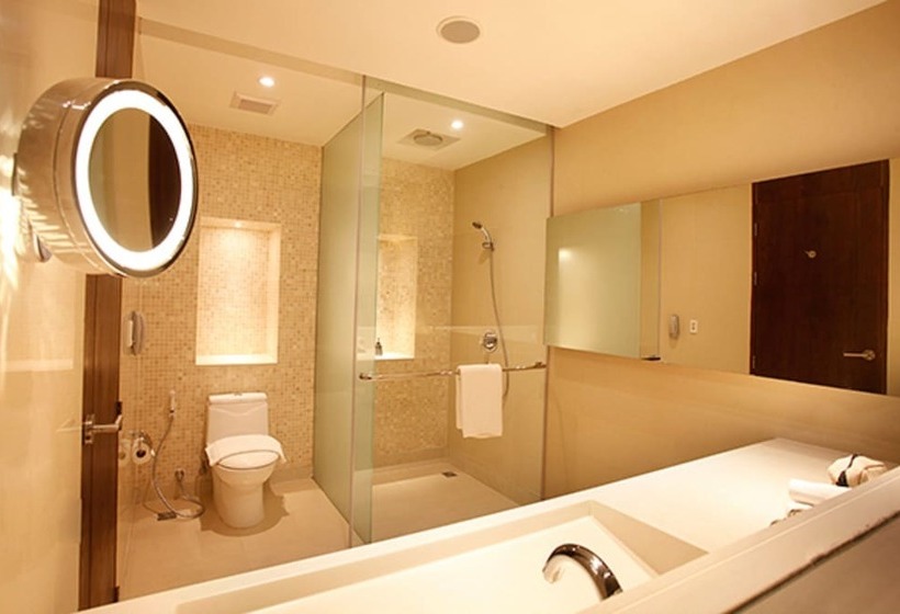 اتاق لوکس, Phuket Graceland Resort and Spa