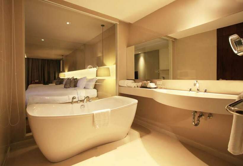 Deluxe Room, Phuket Graceland Resort And Spa   Sha Extra Plus