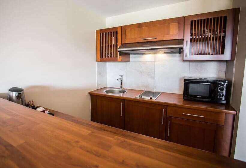 استودیوی استاندارد, Ramada Hotel & Suites By Wyndham Noumea