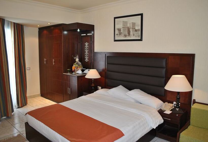 اتاق استاندارد یک نفره, Sharm Holiday Resort