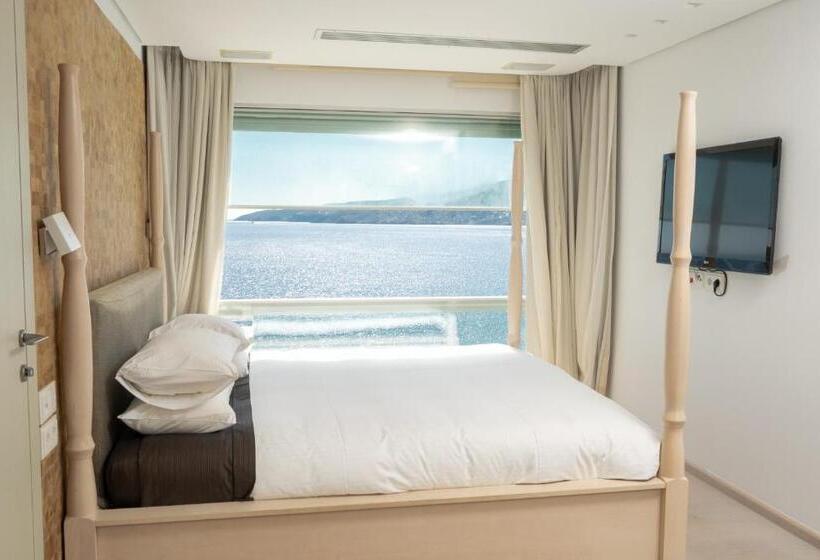 ویلای 1 خوابه با چشم‌انداز دریا, Sirene Blue Luxury Beach Resort
