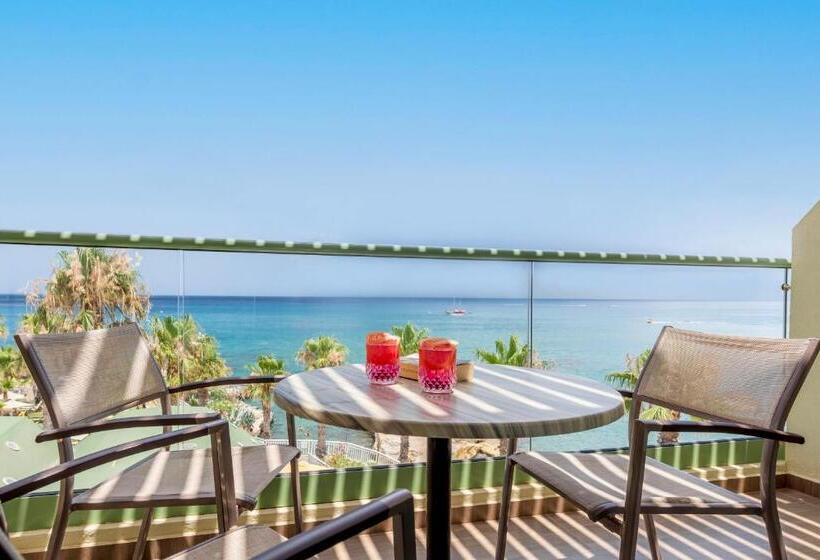 سوییت با چشم‌انداز دریا, Star Beach Village & Water Park