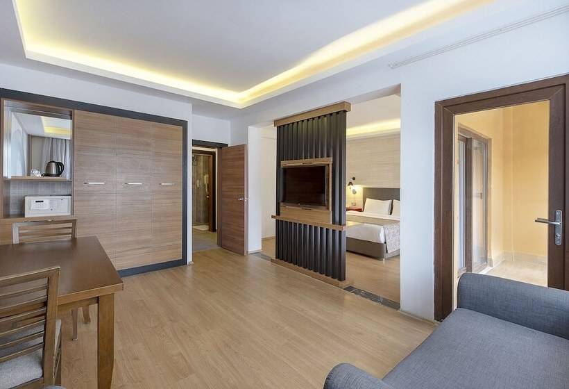 اتاق خانوادگی, Utopia Resort & Residence