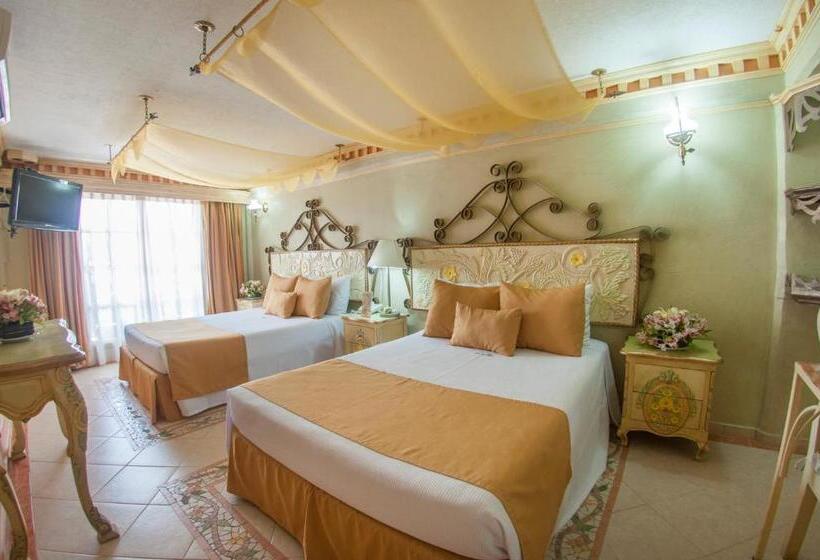 اتاق استاندارد سه نفره, Villa Las Margaritas Plaza Cristal