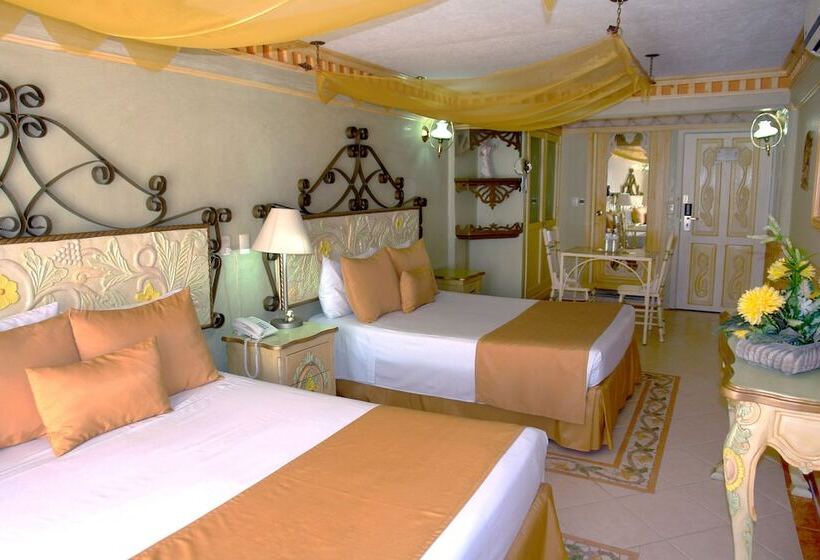 标准三人间, Villa Las Margaritas Plaza Cristal