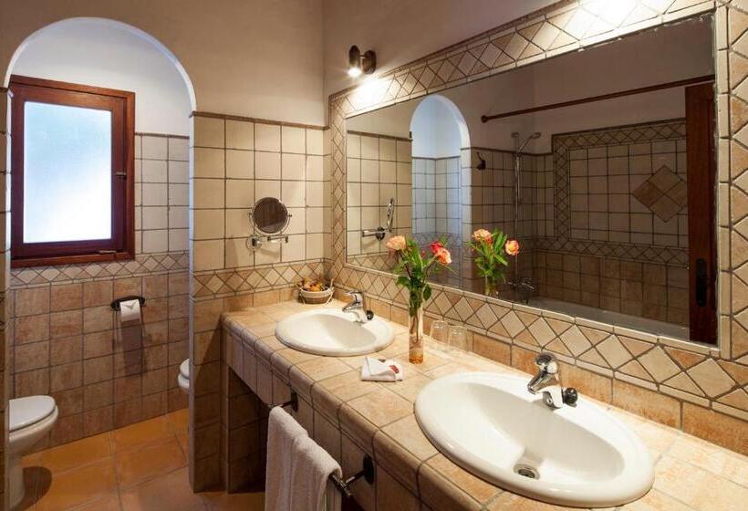 سوییت جونیور, Agroturisme Can Planells