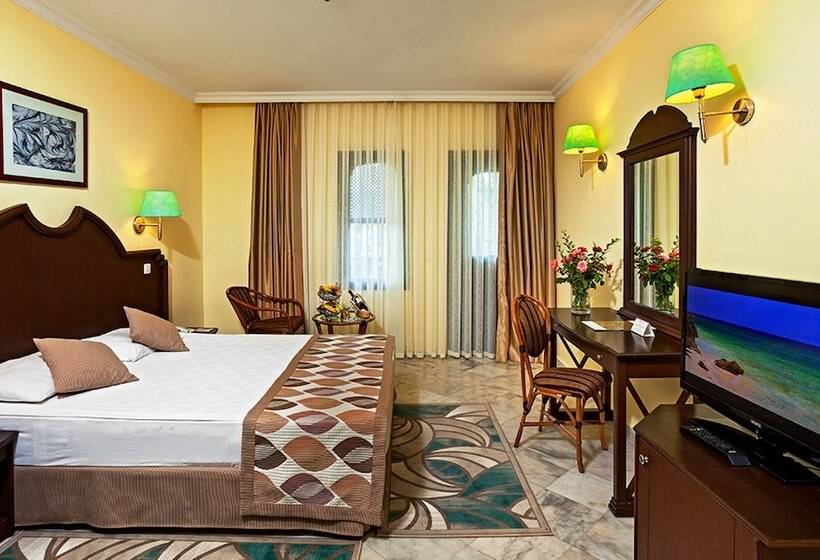 اتاق کلاب, Belconti Resort