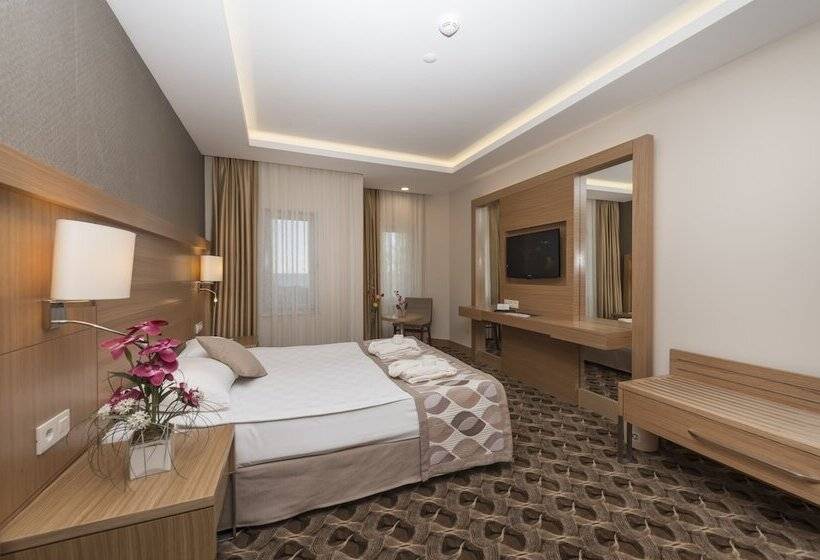 اتاق استاندارد با چشم‌انداز دریا, Belconti Resort