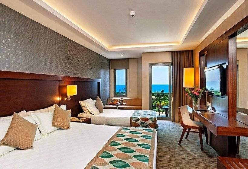 اتاق استاندارد با چشم‌انداز دریا, Belconti Resort