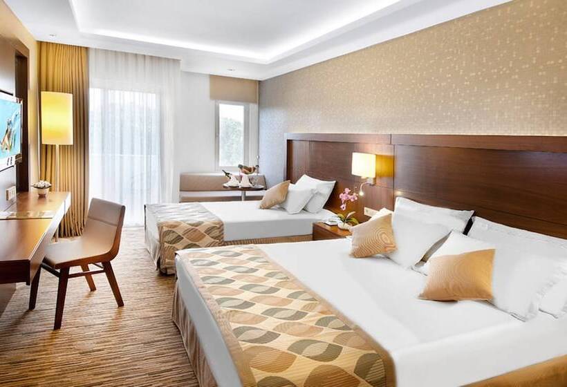 اتاق استاندارد با چشم‌انداز باغ, Belconti Resort