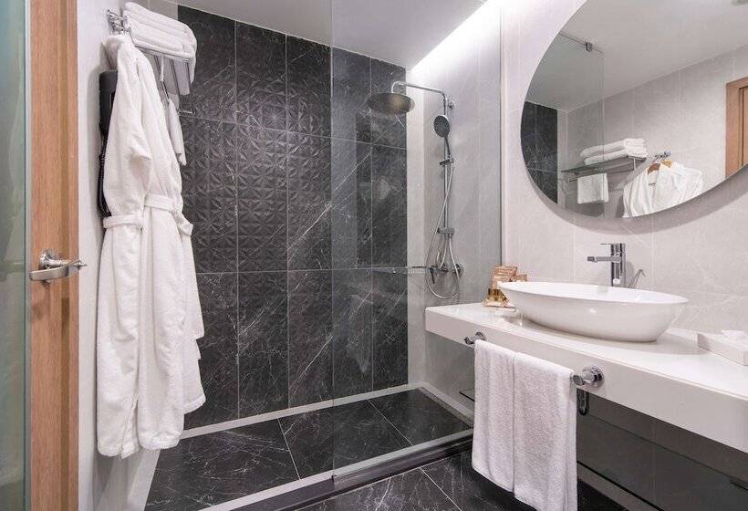 اتاق لوکس با چشم‌انداز دریا, Concorde De Luxe Resort  Prive Ultra All Inclusive