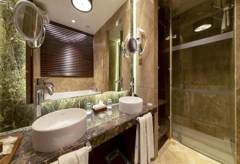 سوئیت رویال, Concorde De Luxe Resort  Prive Ultra All Inclusive