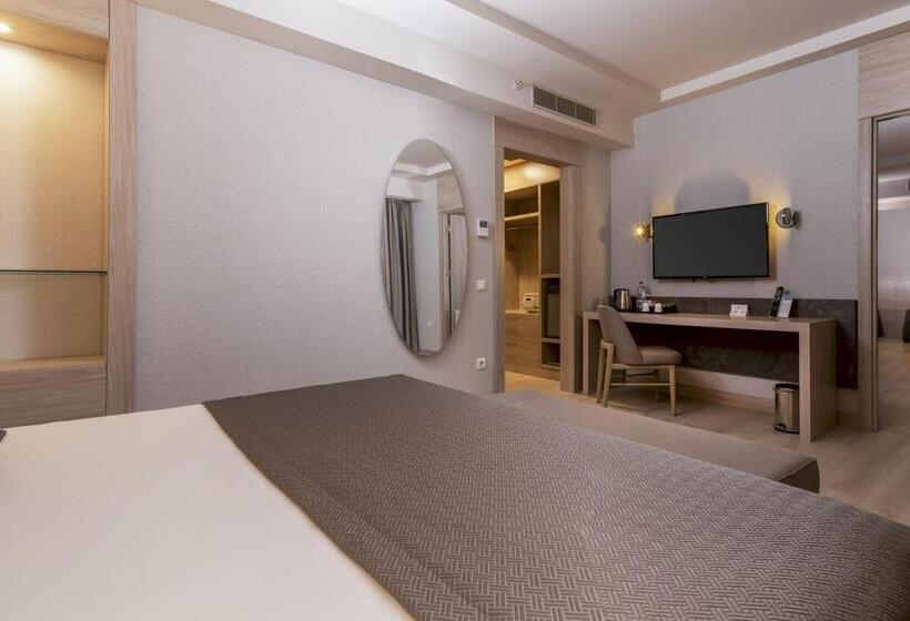 سوییت لوکس, Concorde De Luxe Resort  Prive Ultra All Inclusive