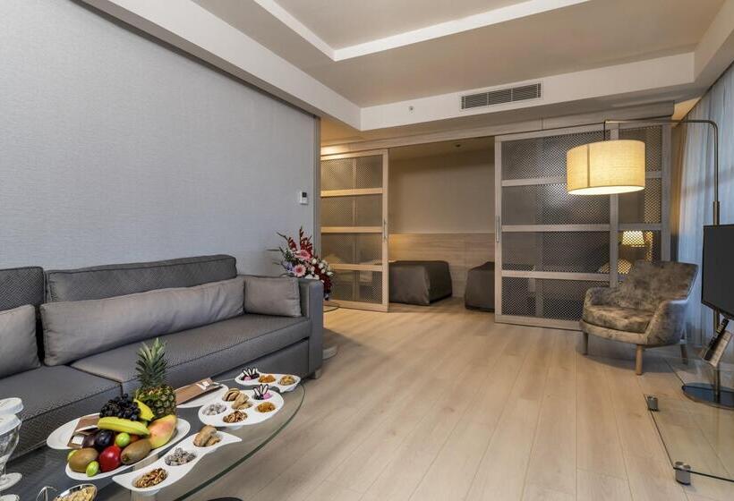 سوییت لوکس, Concorde De Luxe Resort  Prive Ultra All Inclusive