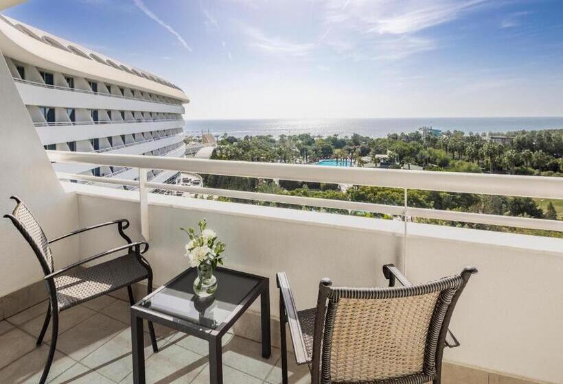 اتاق سه نفره دلوکس با چشم‌انداز دریا, Concorde De Luxe Resort  Prive Ultra All Inclusive