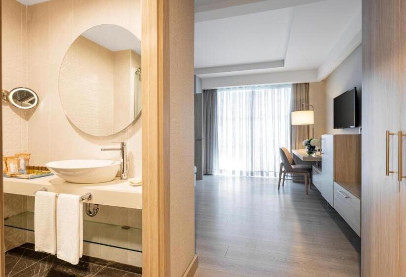 سوییت جونیور, Concorde De Luxe Resort  Prive Ultra All Inclusive