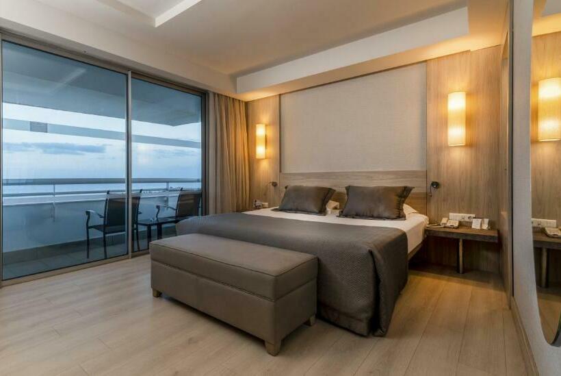 سوییت خانوادگی, Concorde De Luxe Resort  Prive Ultra All Inclusive
