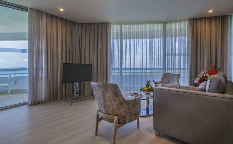 سوییت لوکس, Concorde De Luxe Resort  Prive Ultra All Inclusive