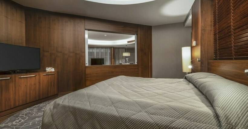 سوئیت رویال, Concorde De Luxe Resort  Prive Ultra All Inclusive
