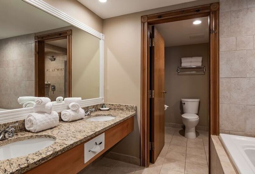 سوئیت با وان آب گرم, Best Western Greenfield Inn