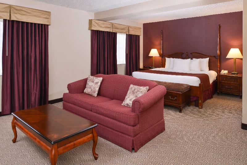 سوئیت با تخت بزرگ, Best Western Greenfield Inn