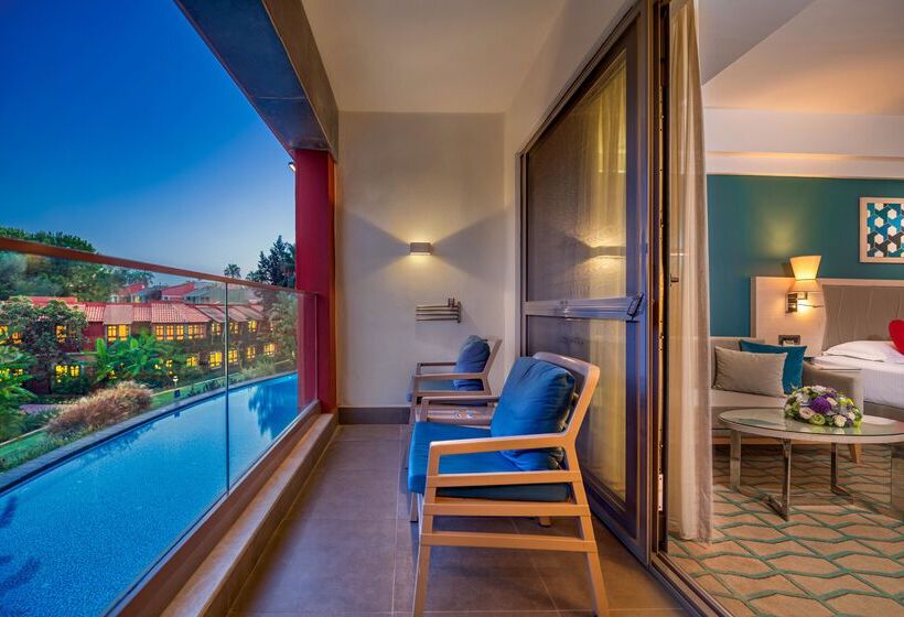 اتاق لوکس خانوادگی, Megasaray Club Belek