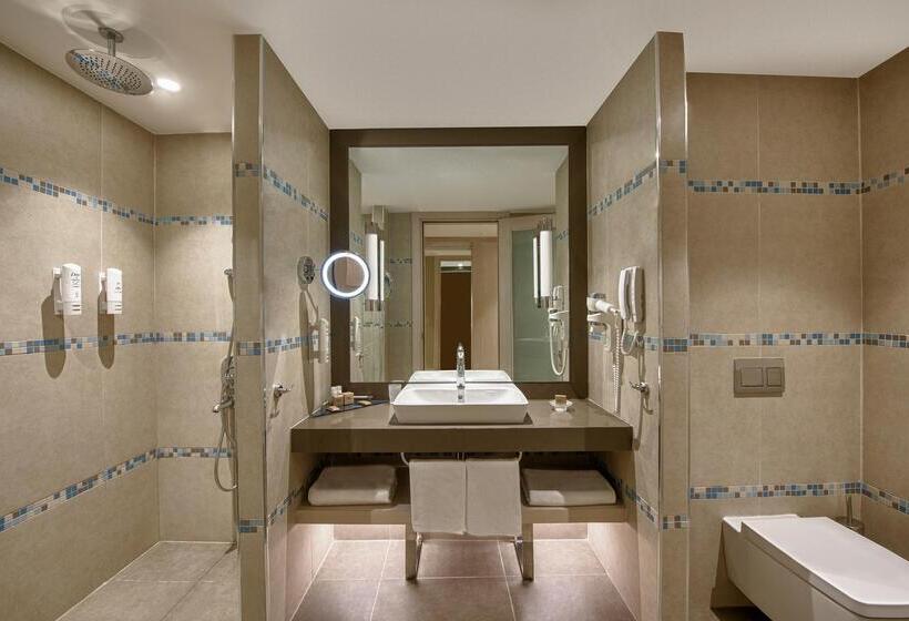 اتاق لوکس خانوادگی, Megasaray Club Belek