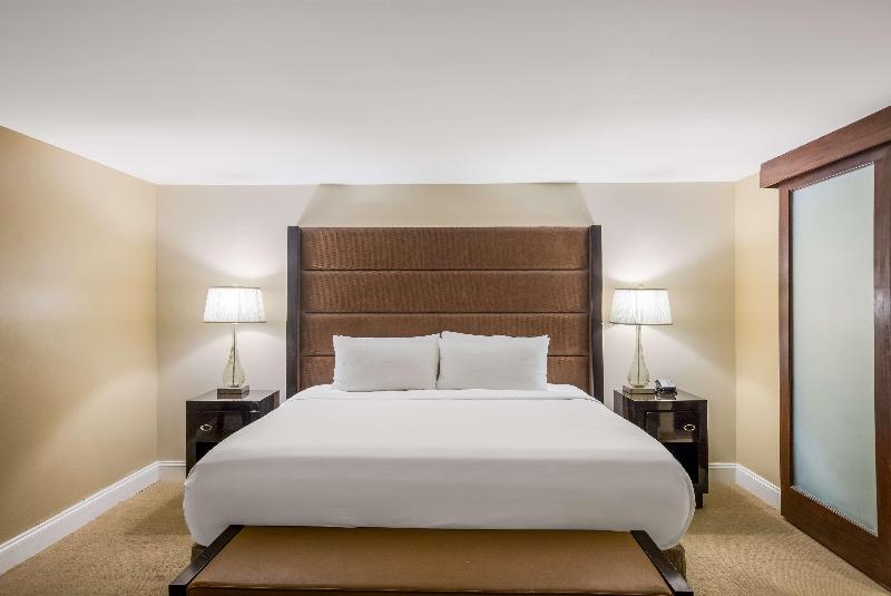 اتاق لوکس, Courtyard By Marriott Phuket, Patong Beach Resort