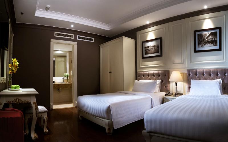 استودیوی استاندارد, Divi Village Golf and Beach Resort