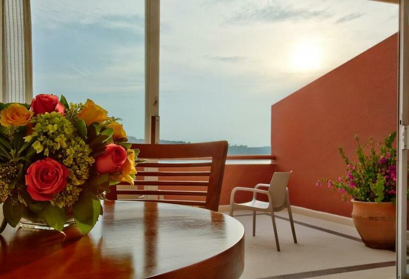 Club Suite, Las Brisas Huatulco