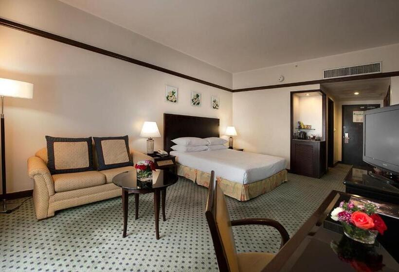 キングサイズベッドのデラックスルーム, Miri Marriott Resort & Spa