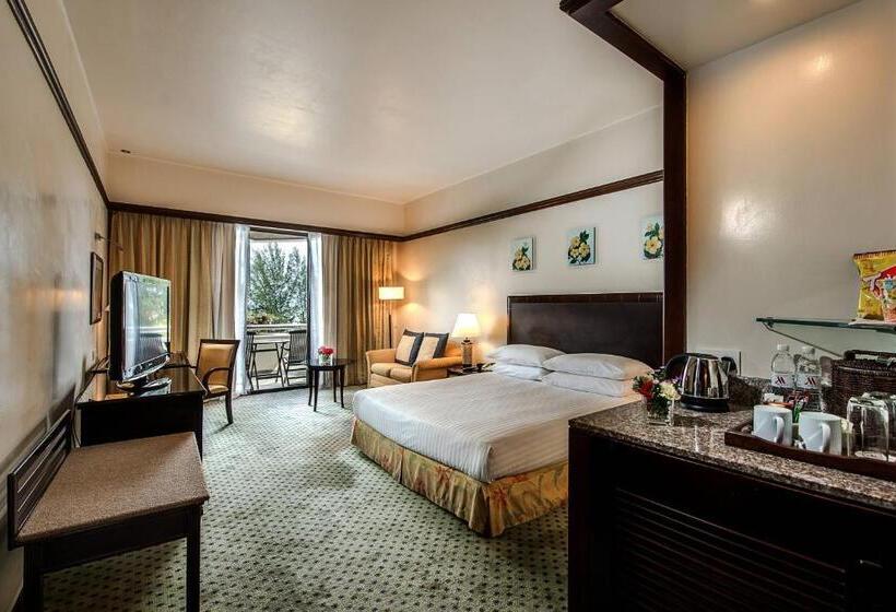 キングサイズベッドのデラックスルーム, Miri Marriott Resort & Spa