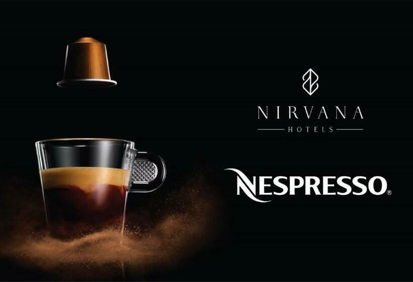 سوئیت با تخت بزرگ, Nirvana Cosmopolitan Hotel   Convention & Sports Center