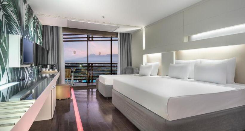 اتاق سوپریور, Nirvana Cosmopolitan Hotel   Convention & Sports Center