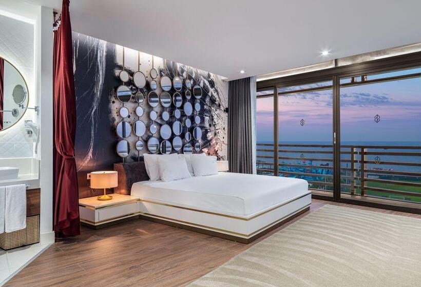 سوئیت با تخت بزرگ, Nirvana Cosmopolitan Hotel   Convention & Sports Center