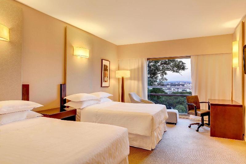 Club Room King Bed, Sheraton Salta