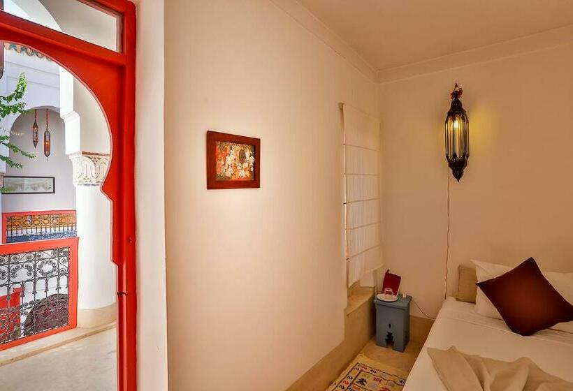 Standard Single Room, Riad Dar Baraka And Karam