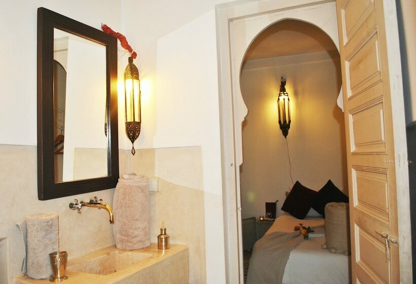 اتاق استاندارد یک نفره, & Spa Dar Baraka & Karam