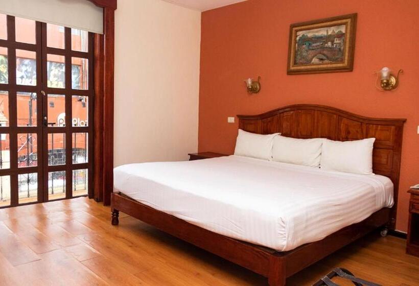 Standard Szoba King Size Bed, Best Western  Madan