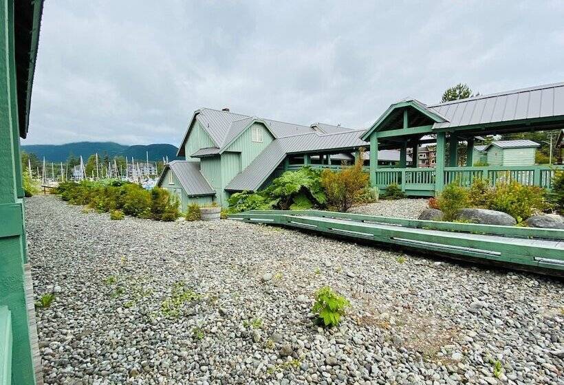 اتاق استاندارد با 2 تخت دوبل, Canadian Princess Lodge & Marina