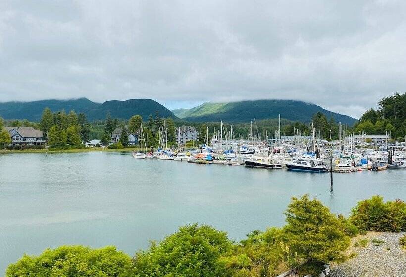 سوئیت مستر, Canadian Princess Lodge & Marina