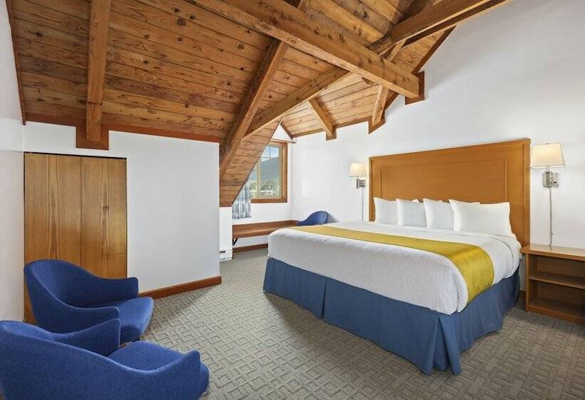 اتاق اجرایی, Canadian Princess Lodge & Marina