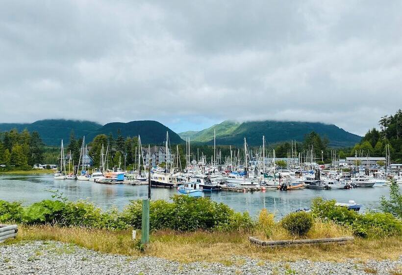 غرفه قياسيه سريرين مزدوجين, Canadian Princess Lodge & Marina