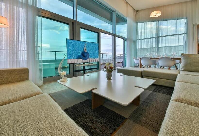 1 Bedroom Penthouse Apartment, Flamingo Grand Hotel & Spa