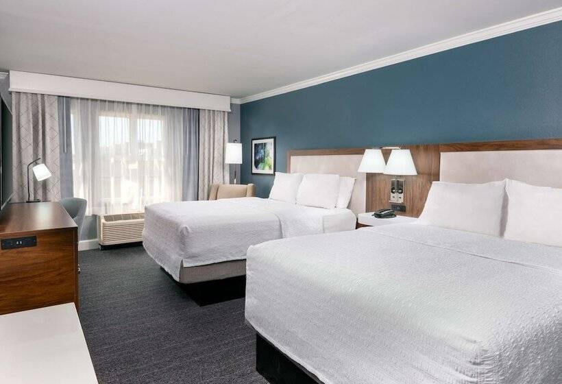 اتاق استاندارد با 2 تخت دوبل, Hampton Inn Savannah Historic District
