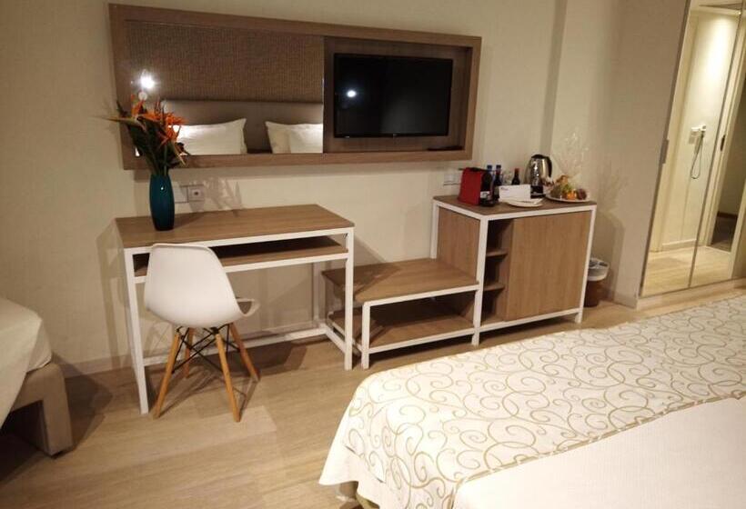 Deluxe Zimmer mit Meerblick, Venus Beach  Paphos