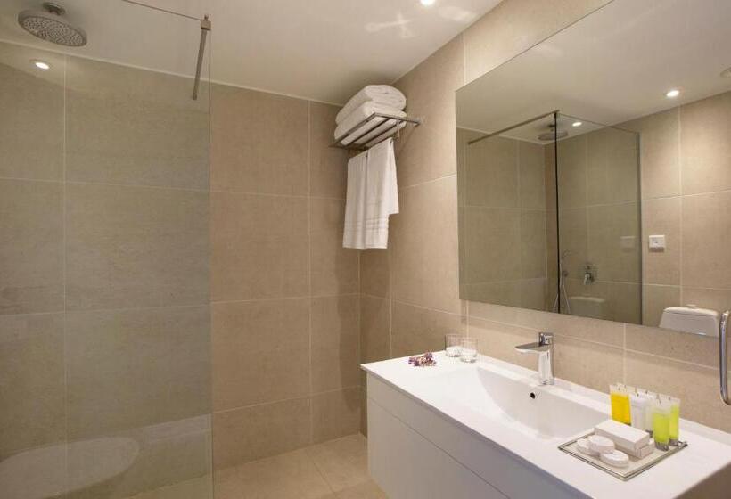 اتاق لوکس با چشم‌انداز دریا, Venus Beach