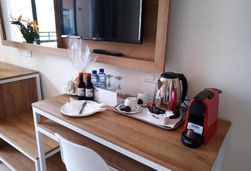 Deluxe Suite Sea View, Venus Beach